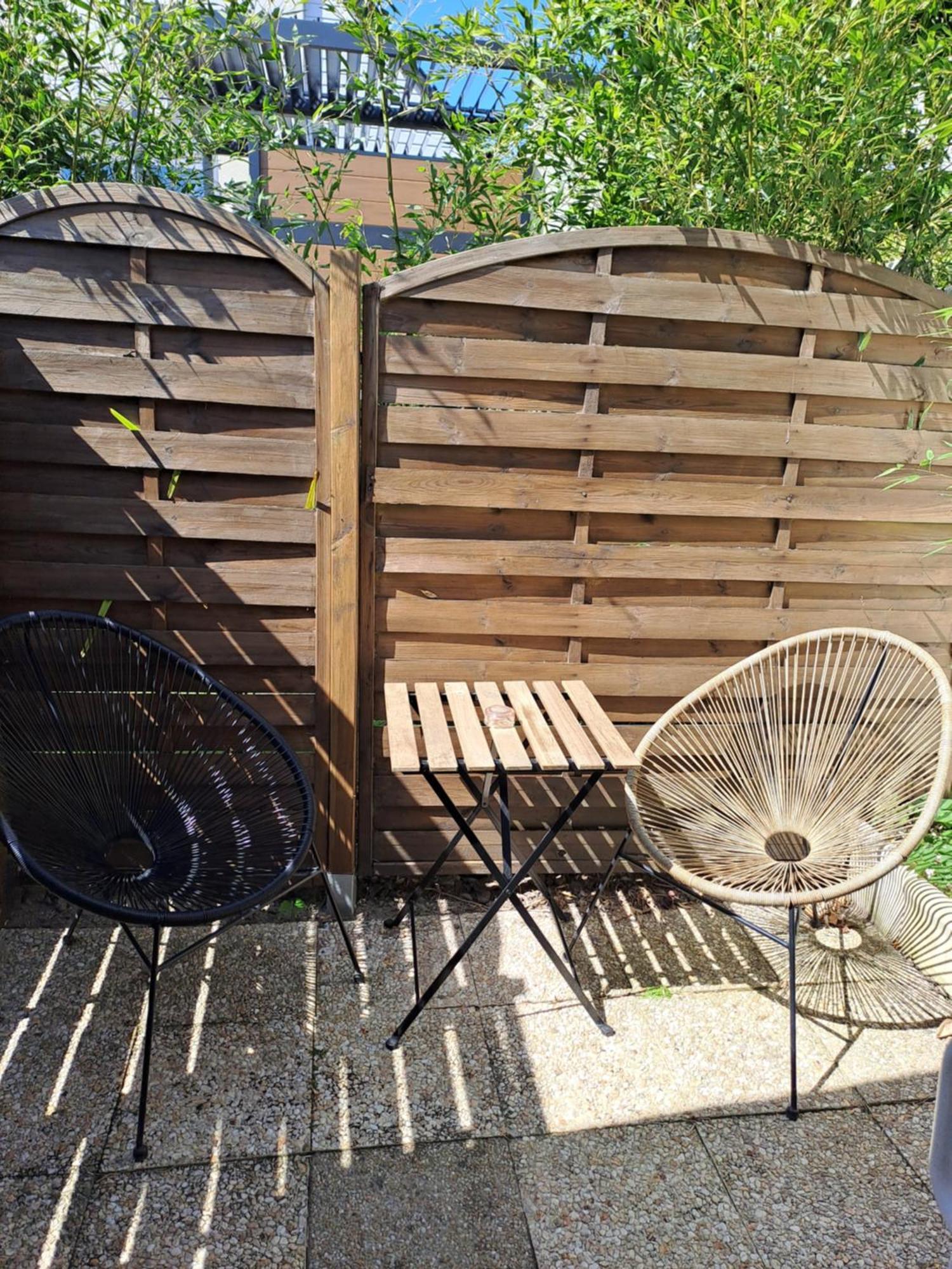 Joli Studio Au Calme Dans Un Jardin Privatif Ouistreham Exterior foto